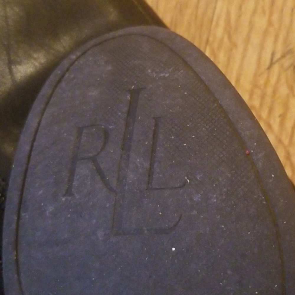 Boots - Picture 4 of 4